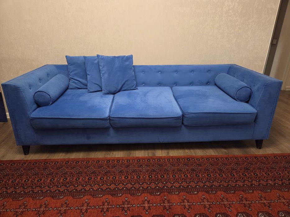 Диван 3-местный, стильный, не раскладной
