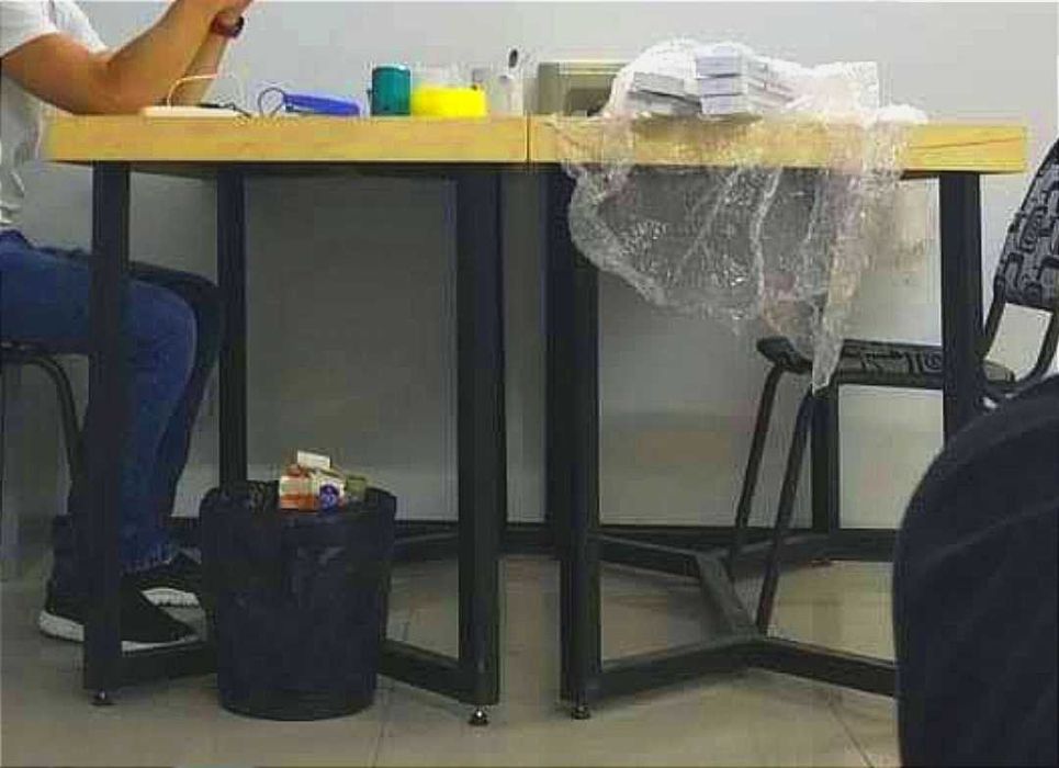 Офисный стол в стиле лофт