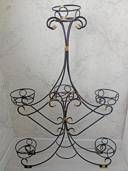 Подставка для цветов