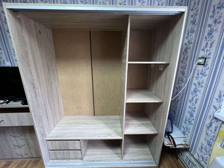 Гардероб триклирен