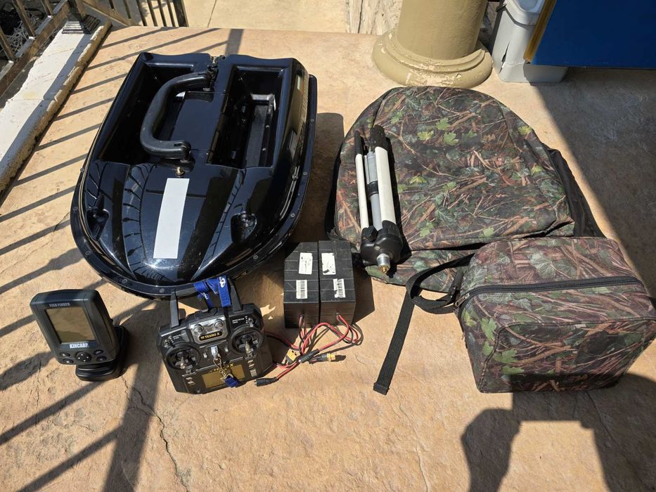 Дистанционна лодка (радио управление) пълен комплект