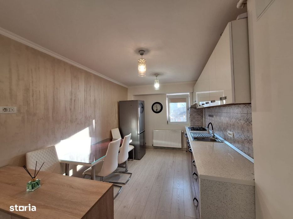 Apartament 4 camere, Araduluri Est, Timisoara