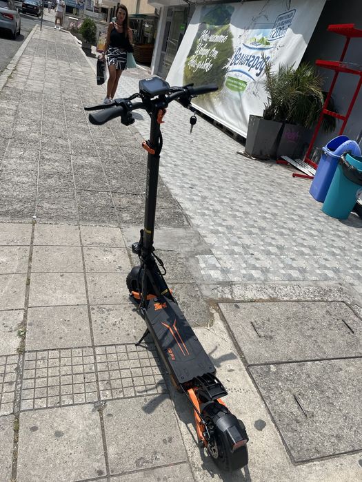 Електрическа тротинетка ,,KUKIRIN G2pro”