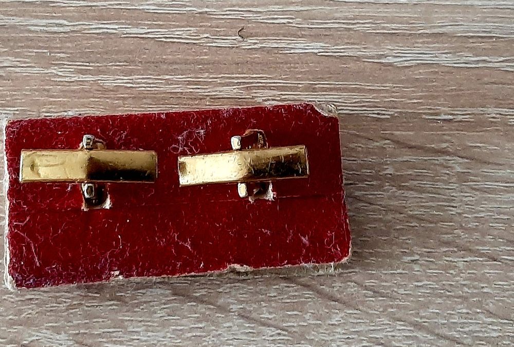 Ново златисто колие и Нови,златисти бутонели