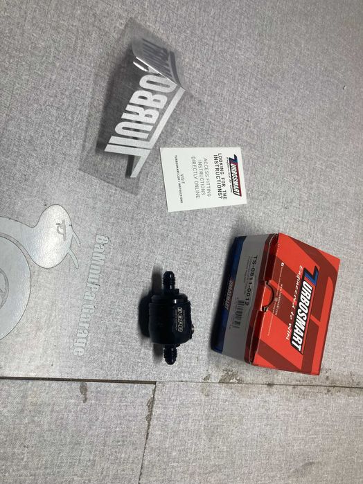 Филтър и регулатор за налягането на маслото Turbosmart