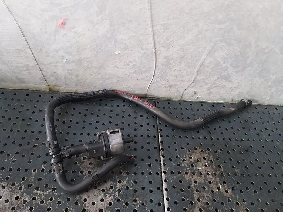 Supapa conducta combustibil 1.4 tsi vw golf 5 058133459 03c133518aj