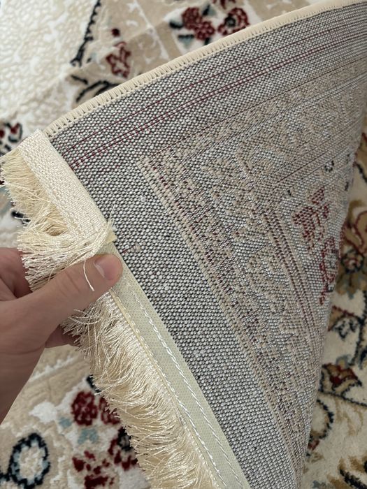 Продам ковер.