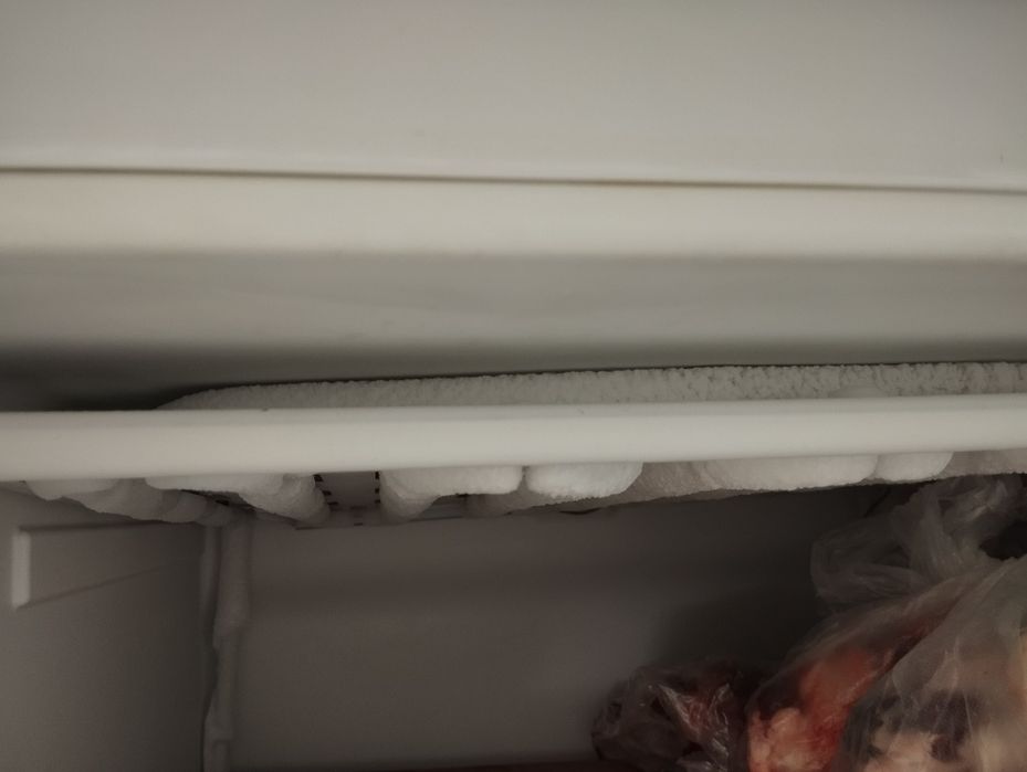 Холодильник indesit 70 000тг
