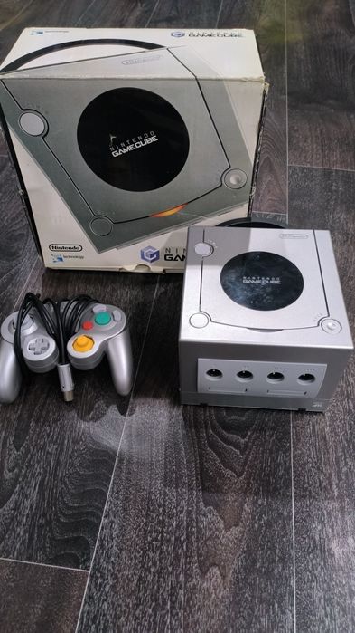 Продам Nintendo GameCube