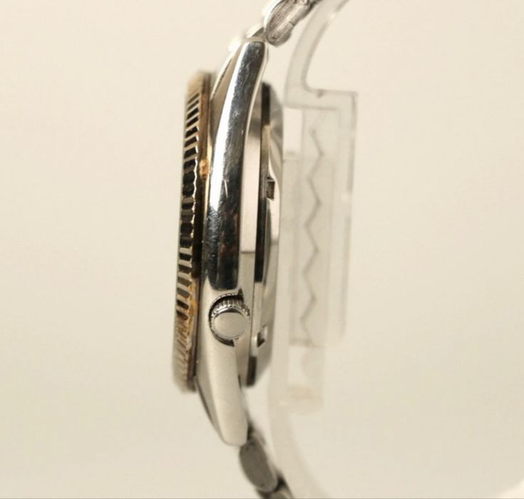 Seiko 5 Date just  - Automatic