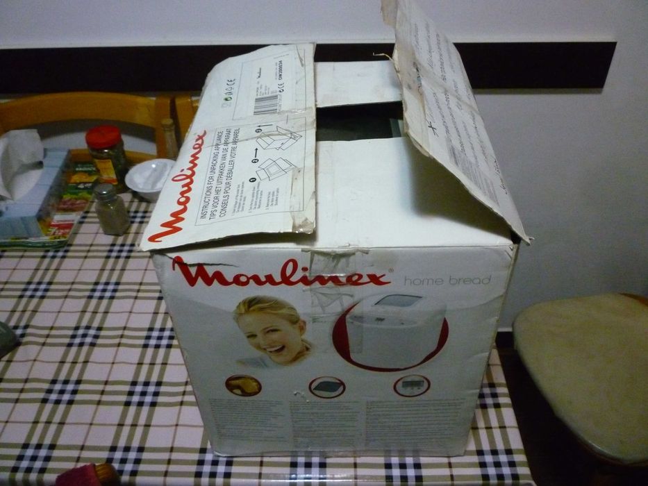 masina  de   facut  paine   moulinex