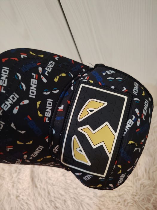 Șapcă Fendi foarte buna