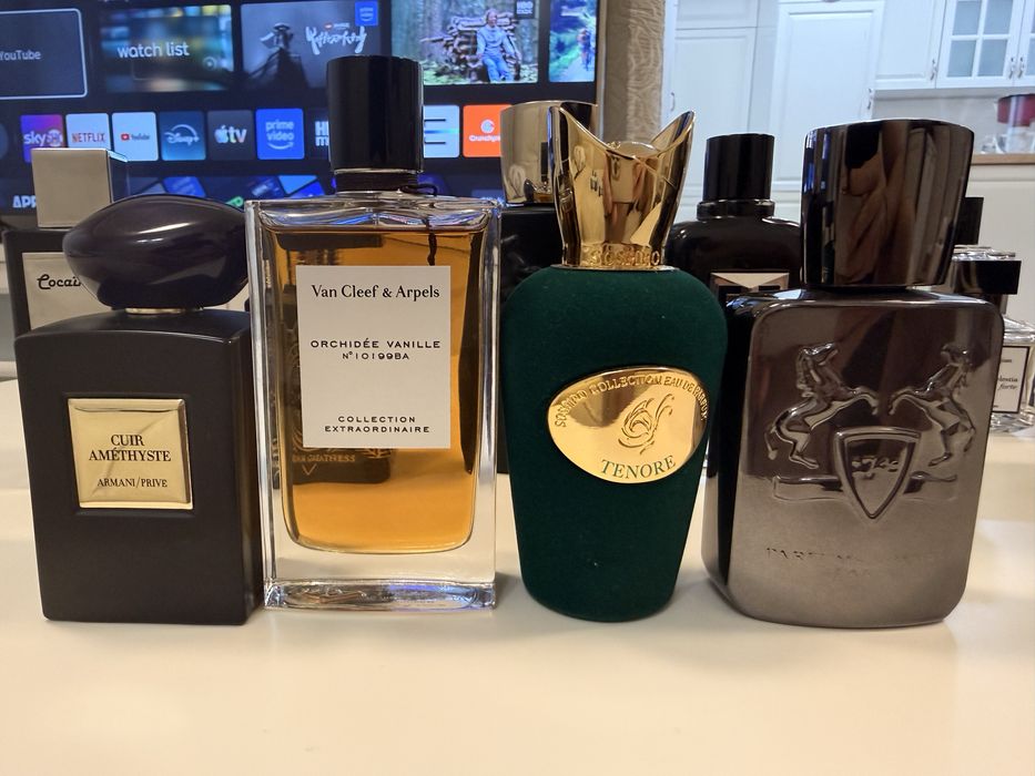 Продавам Парфюми