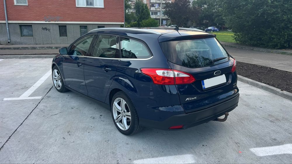 FORD Focus 2013 — imagine 5
