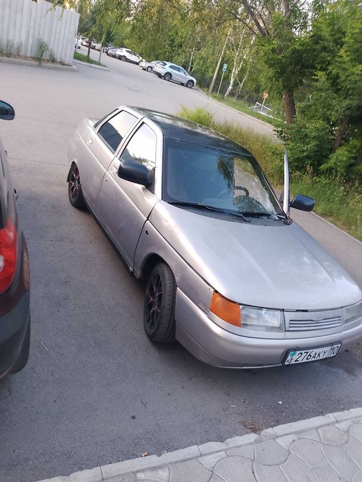 Продам ваз 2110.