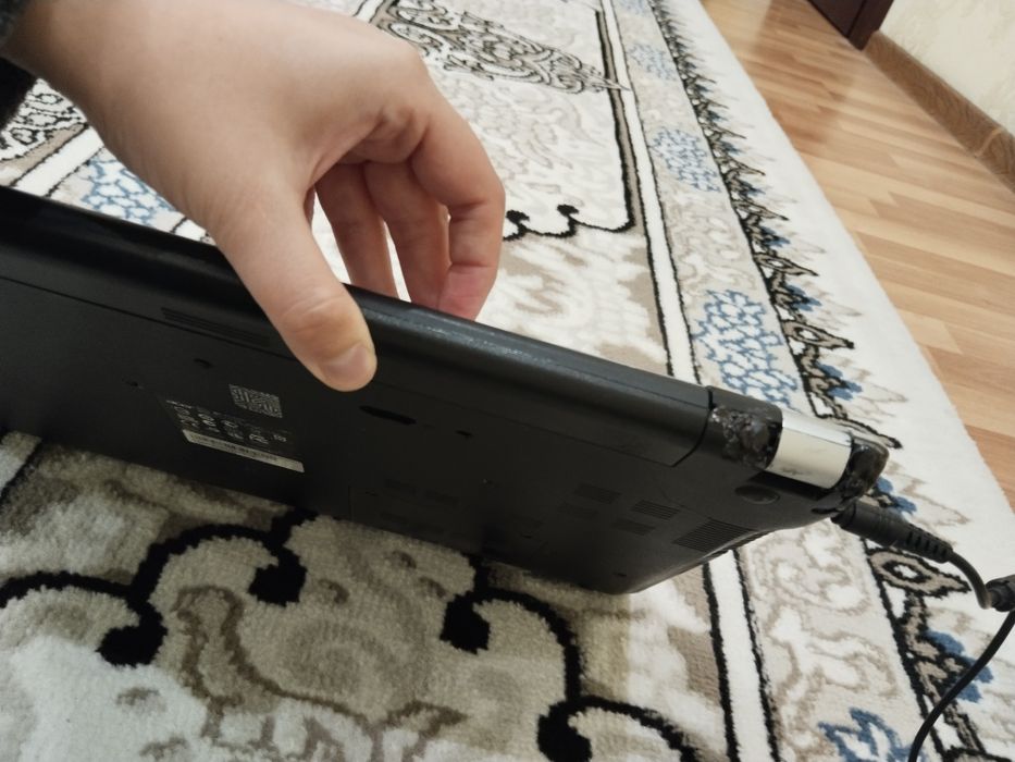 ACER noutbok sotiladi