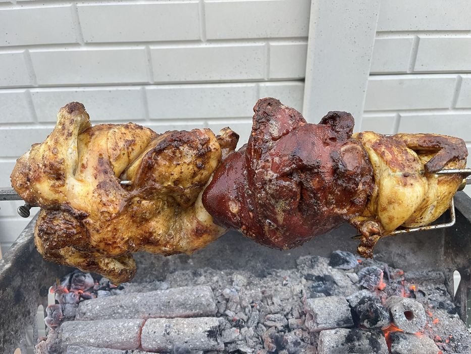 Grătar + rotisor !