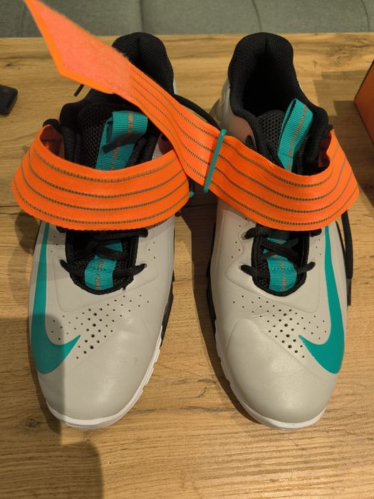 Nike Savaleos mărimea 43