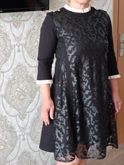 Бутикова рокля  "Lucy"