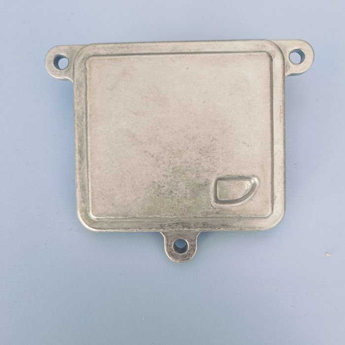 Баласт за фар Ford Mondeo Focus  Santa Fe Evoque  10R-034663 D3S