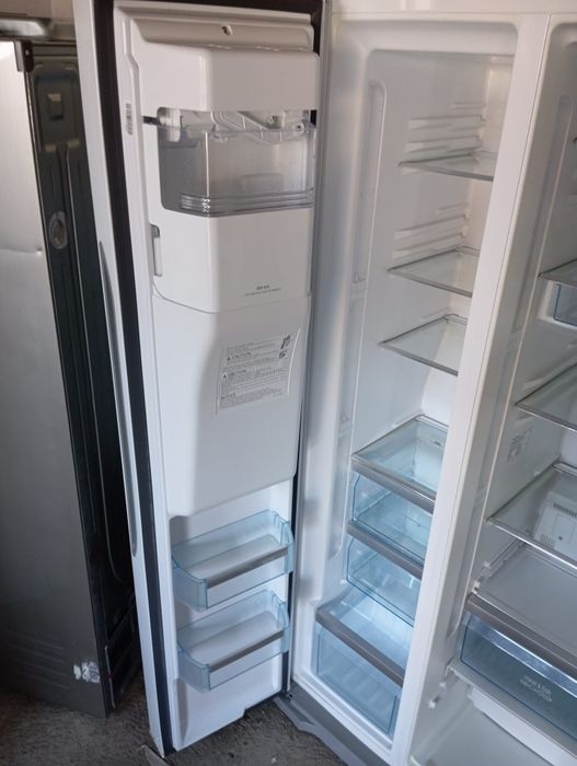 Side by side Panasonic import Germania