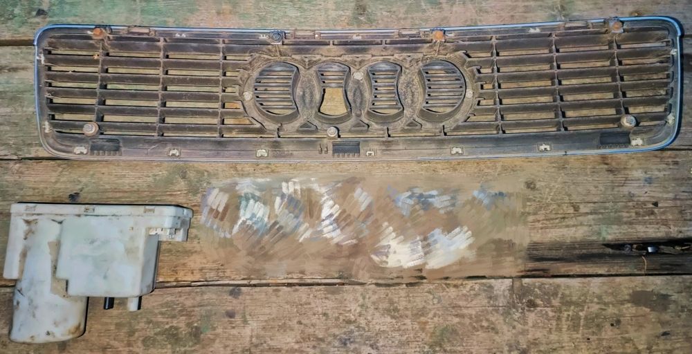 Маска за Ауди 80 B4 с емблема + помпа централно