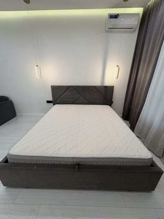 Продаю двухспальную кровать