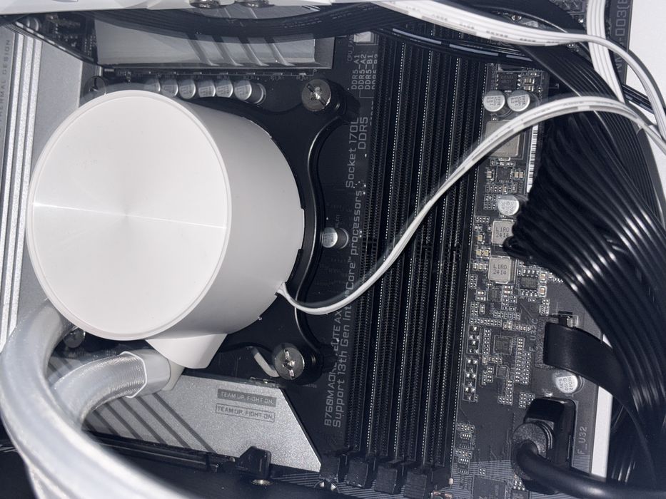 Материнская плата b760m aorus elite ax