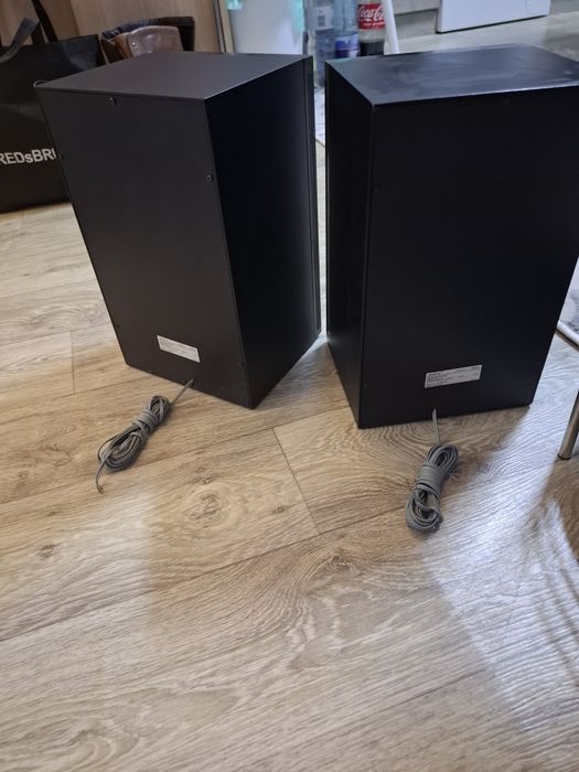 Boxe pasive Akay 4 buc și Sony 2 buc