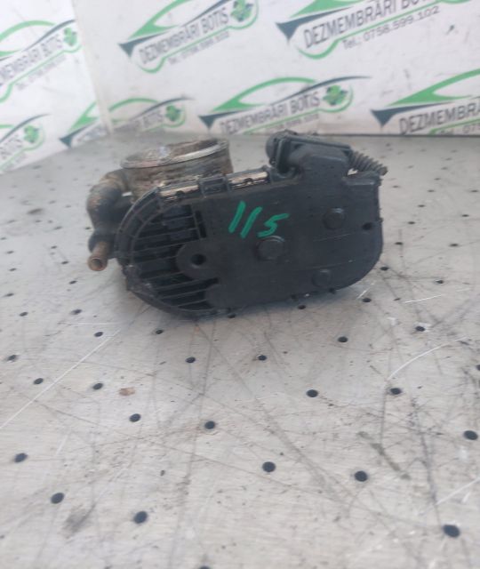 Clapeta acceleratie Opel Meriva prima generatie