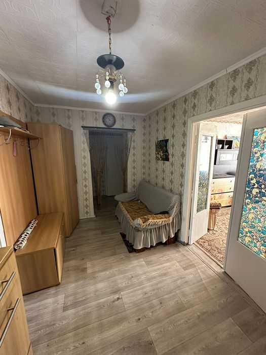 Продам 4-х комнатную квартиру