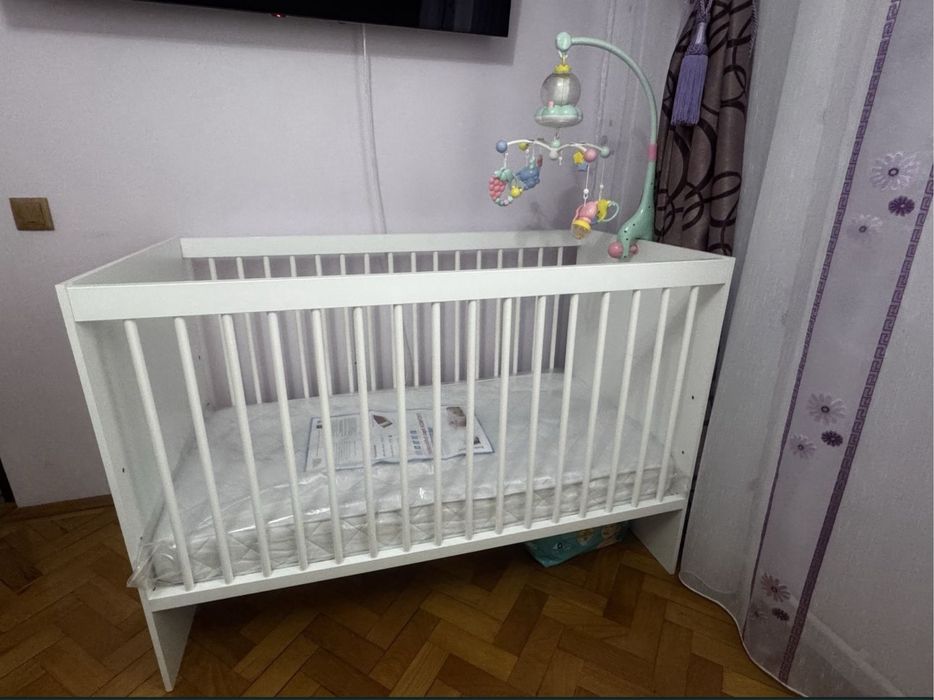 Patut bebelus cu saltea noua