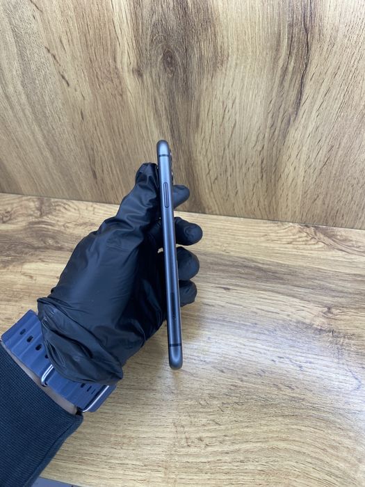 Iphone 11 64 Gb 77%