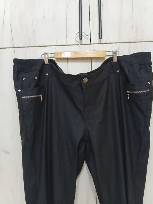 Еластичен панталон 56 размер