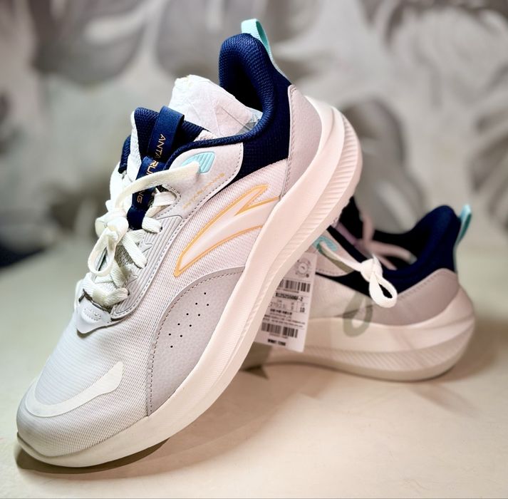 Кроссовки Anta 44 размер