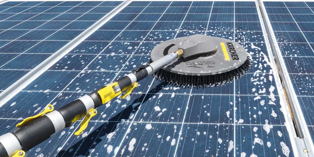 Чистка солнечных панелей | Quyosh panellari yuvish xizmati  Buxoro