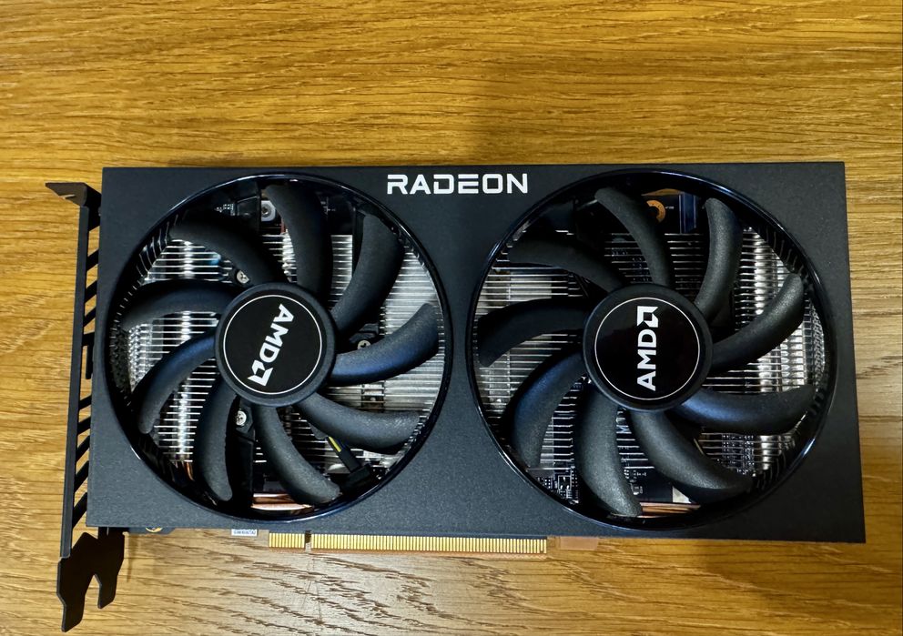 Видео карта Amd Rx 6600 8 gb