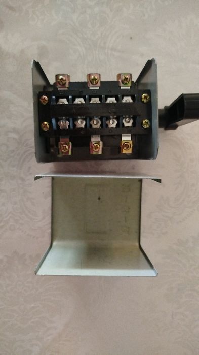 Продаеться. Переключатель для тестамес