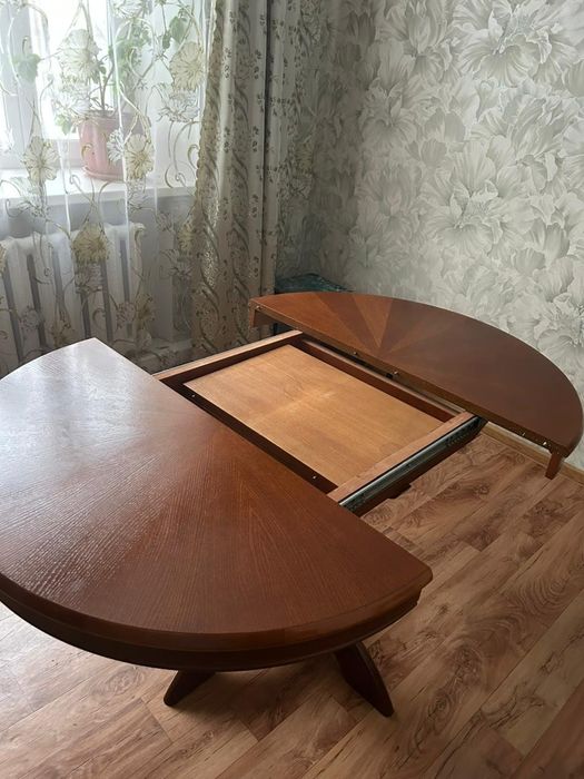 Стол круглый раздвижной