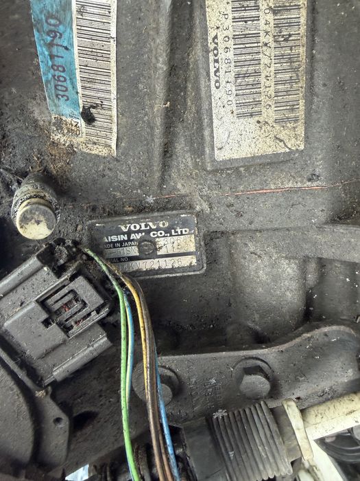 Cutie volvo automata xc 90,163 cp 2004,2008