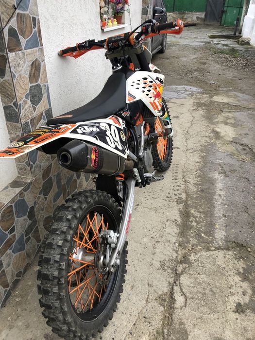 Cross KTM de 250 4t din 2008