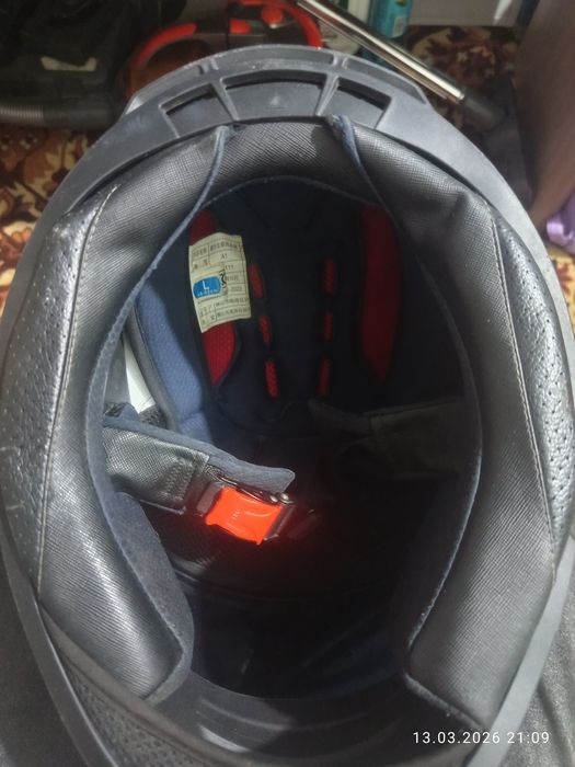Продам шлем для мопеда
