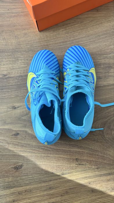 ghete fotbal nike mbappe marimea 35
