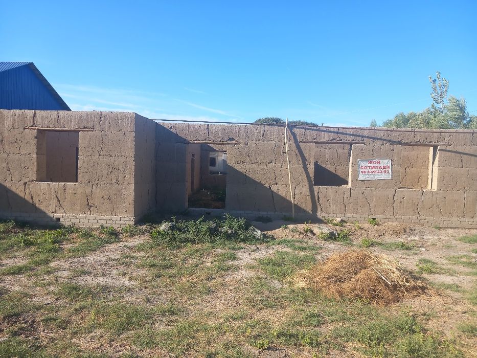 Жой сотилади 600кв