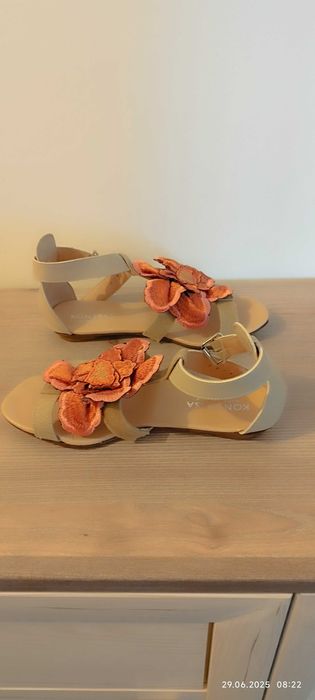 Продавам италианска сандали