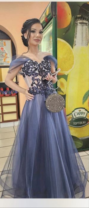 Бална рокля !Единствена като модел!Размер xs. Xxs