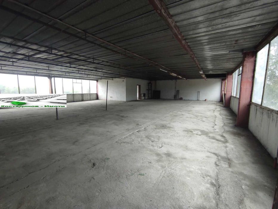 Продава се Промишлена сграда в Ихтиман - 5930 кв.м за 95 €/кв.м - Снимка #10