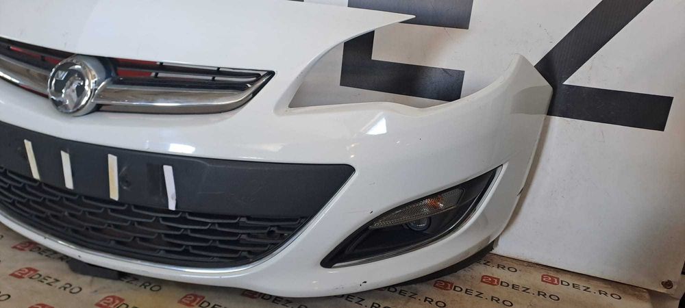 Bara fata completa cu proiectoare pentru Opel Astra J Facelift - alba