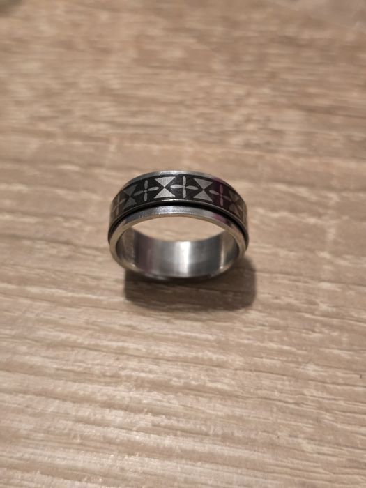 Vand inel anti-stres,  astept si oferte