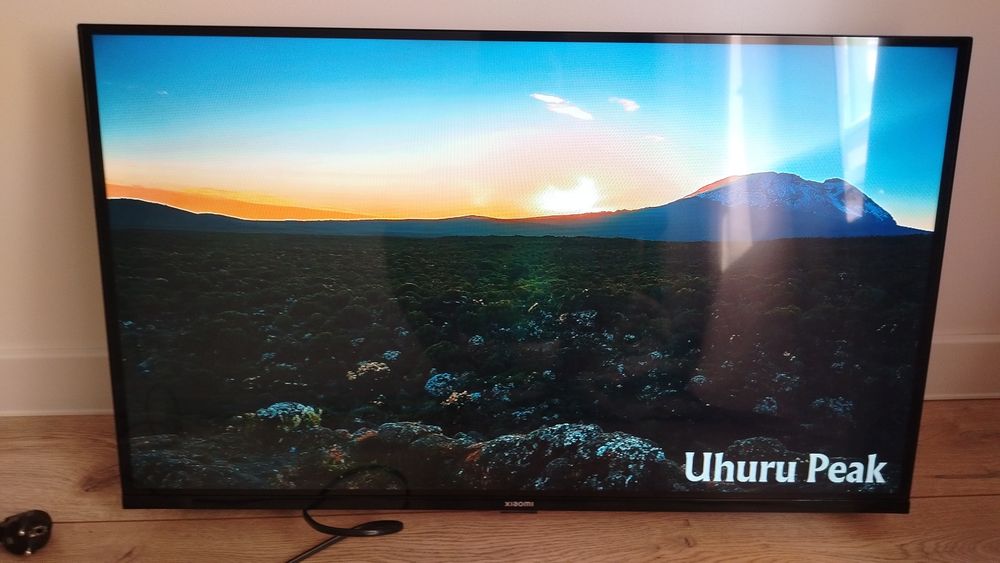 Продам смарт телевизоры